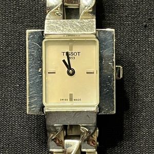 Tissot 1853 T-Twist T004309A Ladies Watch